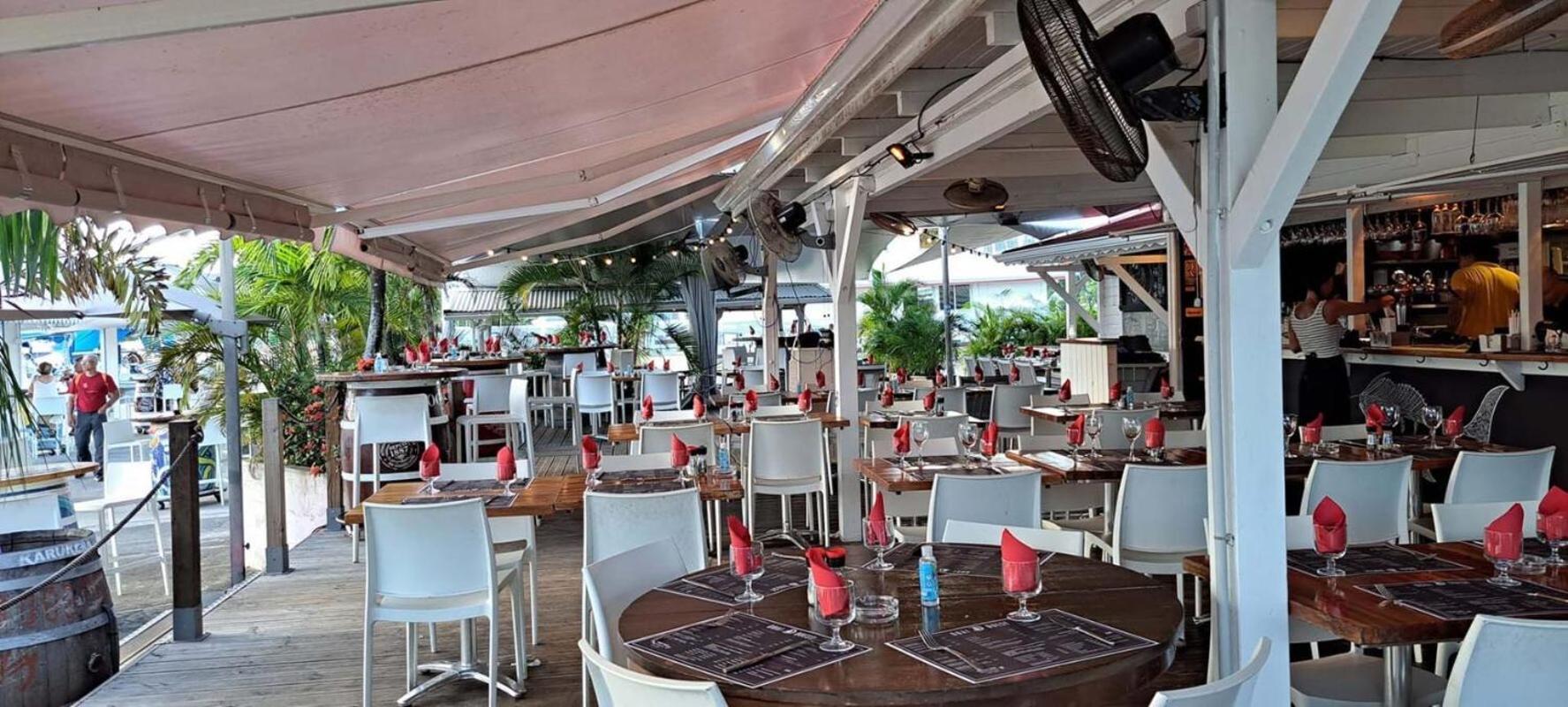 Superbe Studio Avec Piscine, Au Coeur De La Marina! Village Soleil ! Proche Aeroport & Ferry Le Gosier  Eksteriør billede